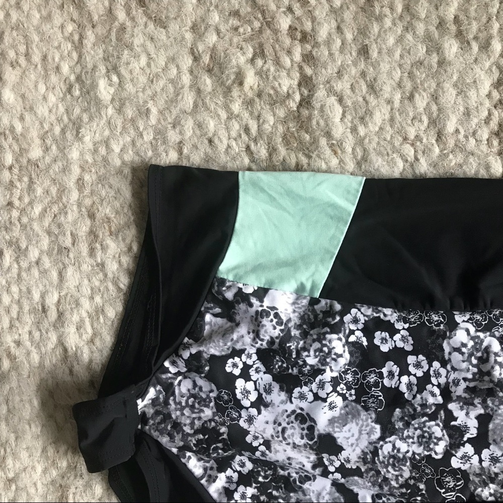 FREE PEOPLE x ZINKE one piece surf SWIMSUIT cutout - Picture 5 of 7